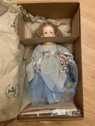 Robin Woods " Little Lady Of The Lake " 14 Inch Doll Dated July 3,  1990 Mint/box