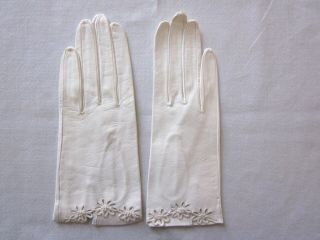 Vintage White Kid Leather Gloves Lace Cut Out Size 6.  5 1950 