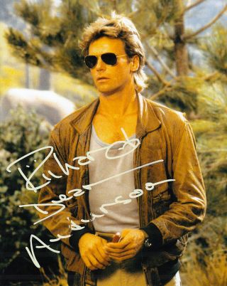 Richard Dean Anderson Signed Macgyver Photo - On