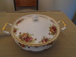 Royal Albert Old Country Roses Covered Vegetable Serving Bowl Tureen 1st Stamp