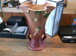 Roseville Pink Snowberry Iv2 - 12 12 Inch Vase