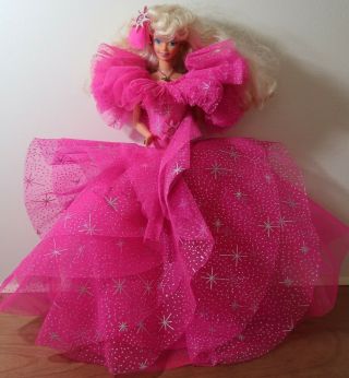 1990 Happy Holidays Special Edition Barbie Mattel Pink Dress Blonde