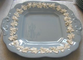WEDGWOOD EMBOSSED QUEENSWARE SQUARE HANDLED CAKE PLATE CREAM ON LAVENDER 10 3/4 