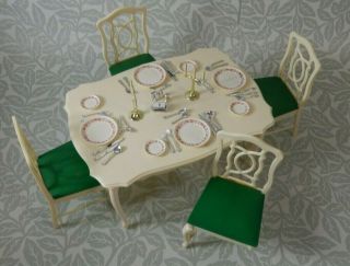 Vintage Pedigree Sindy Dining Table And Chairs 44582 Made In Uk