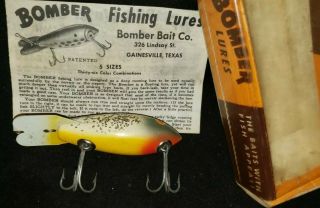 Vintage Wood Bomber Fishing Lure In Retail Box Glitter Grey Yellow Red