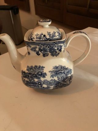 Vintage Porcelain Tonquin Alfred Meakin Staffordshire England Tea Pot Blue
