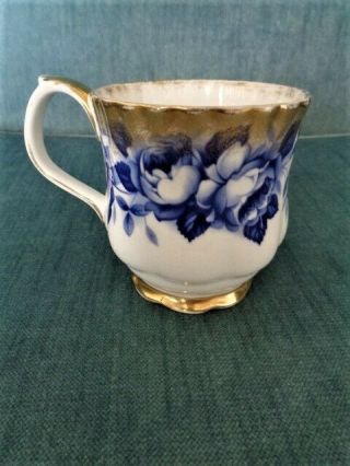 Rare Royal Albert Treasure Chest Series Blue Cabbage Roses Mug Cup