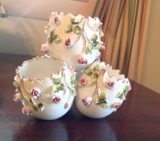 Vista Alegre Porcelain 4 Egg Vase Applied Pink Roses Portugal 1940s Vintage