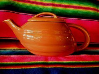 Vintage Bauer California Pottery Aladdin Beehive Teapot W / Lid Burnt Orange