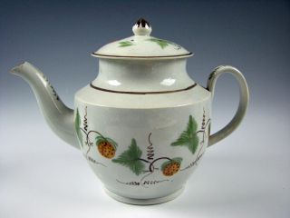 Antique Pearlware Glaze Leeds Teapot With Strawberries Circa 1820