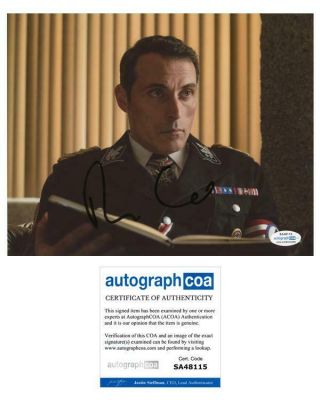 Rufus Sewell " The Man In The High Castle " Autograph Signed 8x10 Photo B Acoa
