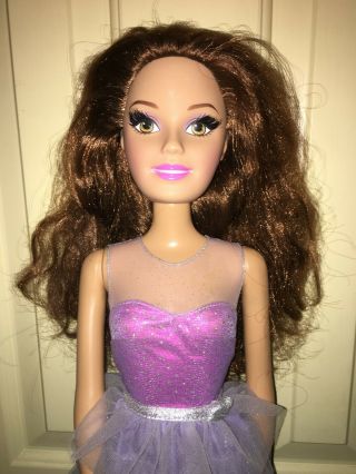Best Fashion Friends Barbie - 28 inch; brunette; rooted lashes; straight limbs 3
