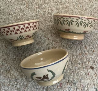 3 Nicholas Mosse Ireland Irish Footed Soup Cereal Bowls Red Green Flowers 3 1/2”