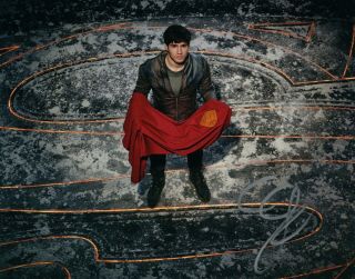 Cameron Cuffe Signed Autographed 8x10 Photo Krypton
