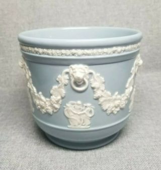 Wedgwood Embossed Queensware Cream on Glossy Lavender Cache Pot Jardiniere 2