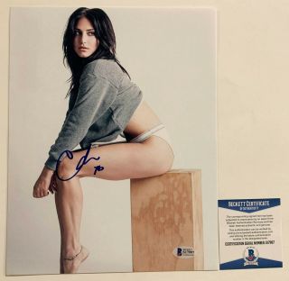 Sexy Actress Cassie Scerbo Autographed 8.  5x11 Photo Signed With Beckett