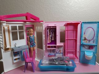Barbie Folding House Dream Furniture with Pool BONUS Barbie accessories 219 3