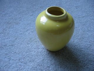 Vintage 1930s Nelson Mccoy Usa Pottery 4 Inch Yellow Oil Jar Vase