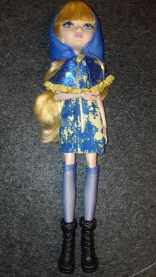 Mattel Ever After High Doll Blondie Lockes Thru The Woods Rare
