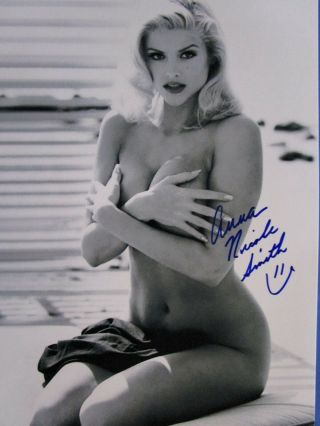 Anna Nicole Smith Model Signed Glossy Photo W -