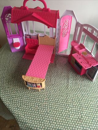 Barbie Fold And Go Glam Compact Carry House 2014 Mattel 2