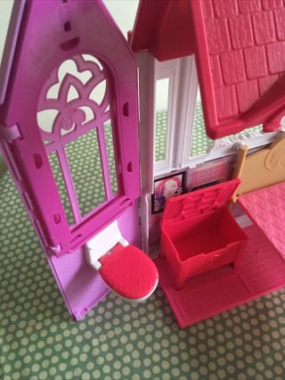 Barbie Fold And Go Glam Compact Carry House 2014 Mattel 3