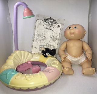 Cabbage Patch Kid Bath Baby With Floating Bath Seat & Shower Green Eyes Dimple