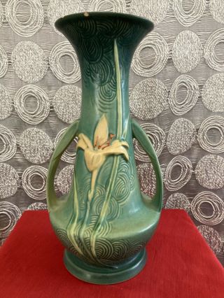 Roseville Green Zephyr Lily Vase 140 - 10 2