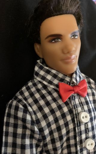 Handsome 2009 Barbie Fashionistas Ken Doll Rooted Hair