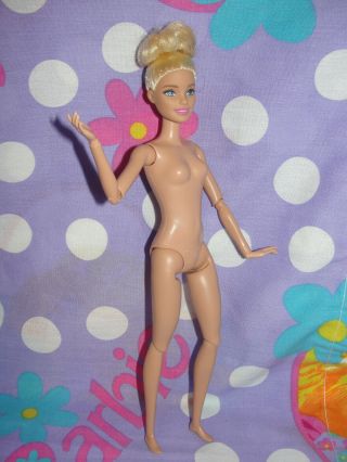 Barbie You Can Be Anything Gymnastics Gymnast Doll Articulated