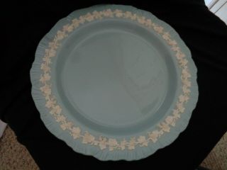 Wedgwood Made In England Cream On Lavender Queensware 13 Inch Round Platter