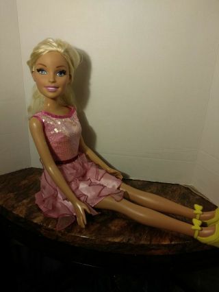 2013 Mattel My Size Barbie Doll 28 " Dressed Fashion Doll Long Lashes Guc