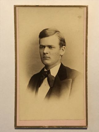 Rare Antique Davenport Iowa Handsome Gentleman Civil War Cdv Photo