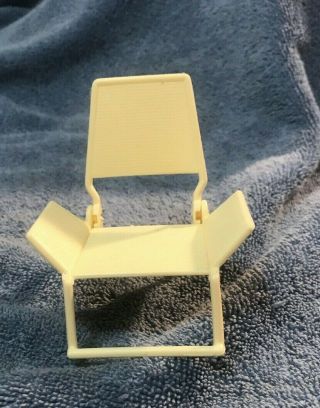 Vintage Barbie Folding Lounge Patio Lawn Chair Beige Plastic 9794 - 2629