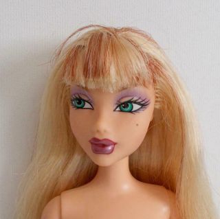 Barbie Delancey My Scene Doll Blonde Hair Dark Streaks Side Glance Eyes 2