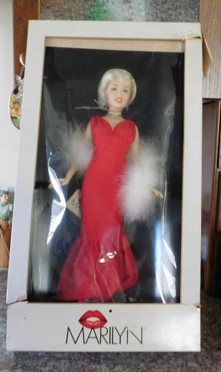 Vintage 1980s Marilyn Monroe World Doll Red Dress 1st Celebrity Minty