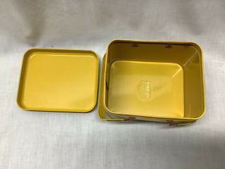 Vintage 1980 STRAWBERRY SHORTCAKE Metal Tin Basket Lunch Box w/Lid & Handles 3
