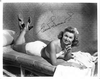 Esther Williams Signed Autographed Pin Up Photo