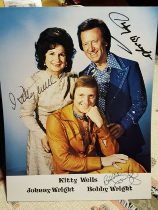 Autographed 8x10 Photo ♡ Kitty Wells Johnny Wright Bobby Wright♡ Country Singers
