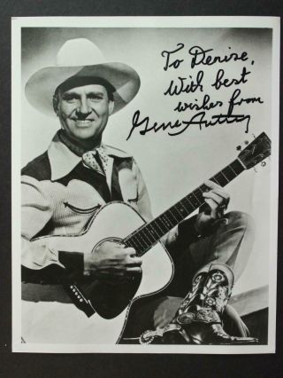 Western Actor/signer Gene Autry (1907 - 1998) Autograph 8 X 10 Photo