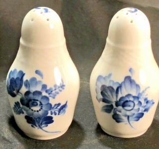 A,  Royal Copenhagen Denmark Blue Flowers Braided Salt & Pepper Shakers 8221 8225 2