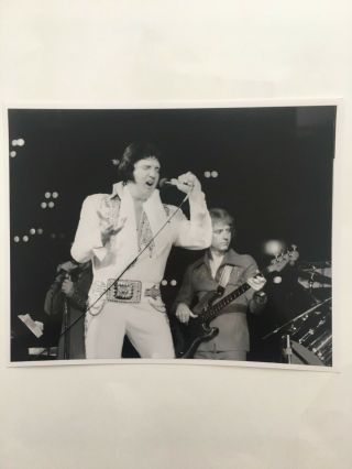 Elvis Presley Vintage 8x10 Photo On Stage In Concert