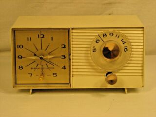 Vintage General Electric Tube Clock Radio Model C - 403b " Look "