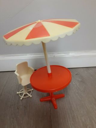 Vintage Made In Hong Kong Barbie Furniture Patio Table Umbrella Chair Arco