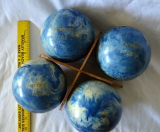 Vintage Bocce / Lawn Bowling Ball Set Of 4 With Carry Bag