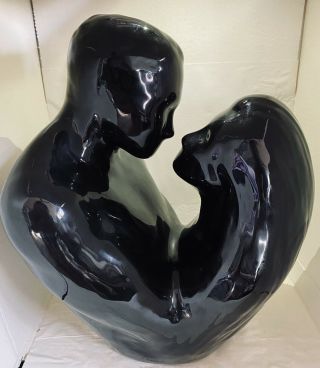 vintage Royal haeger man and women embrace kiss black ceramic sculpture 14” 2