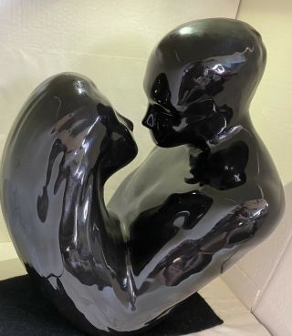 vintage Royal haeger man and women embrace kiss black ceramic sculpture 14” 3