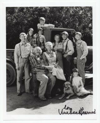 Michael Learned - Tv Actress: " The Waltons " - Signed 8x10 Photograph