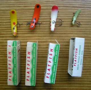 4 Vintage Fly Rod Flatfish Lures in Boxes - Three F7 ' s & One F4 2