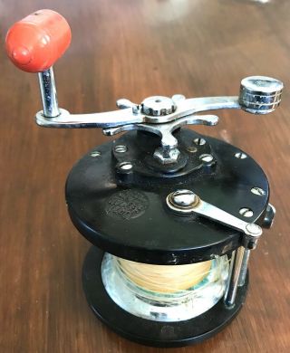 Vintage Penn Delmar 285 Fishing Reel With Red Oblong Handle